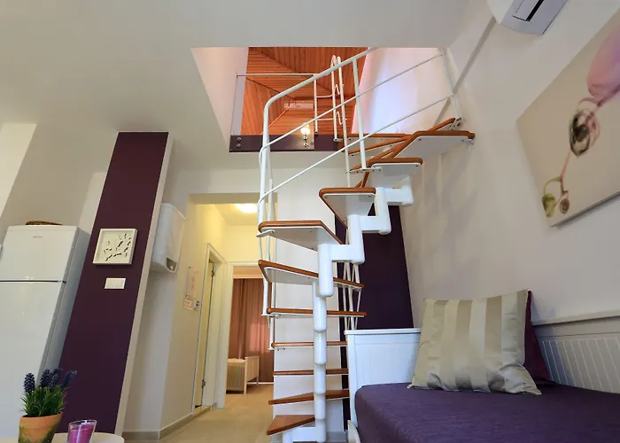 Alp Lavanta Apartment